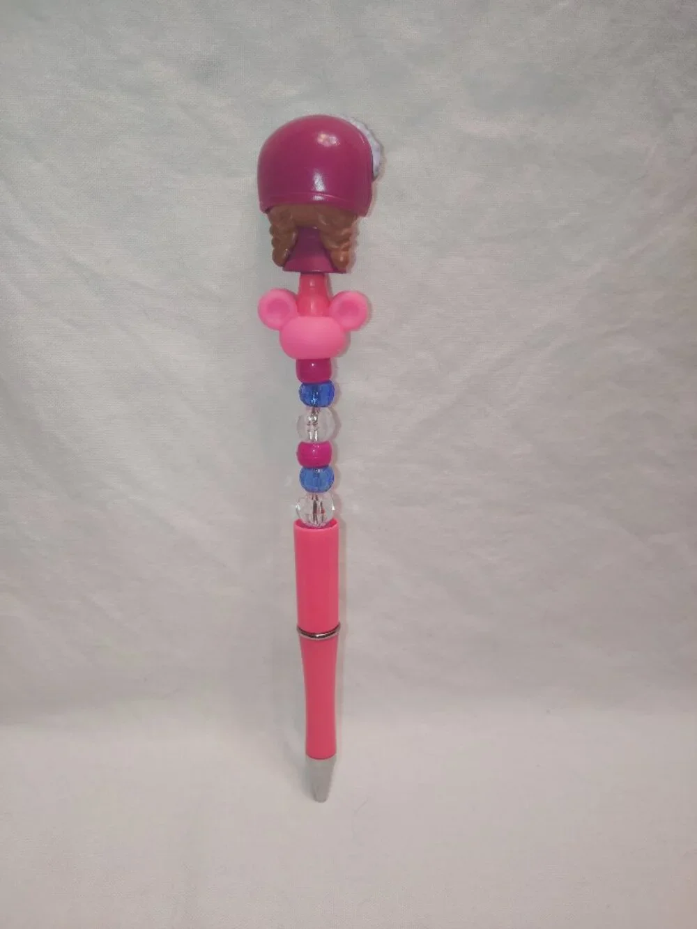 Disney Doorable- Anna- Handmade Beaded Pen